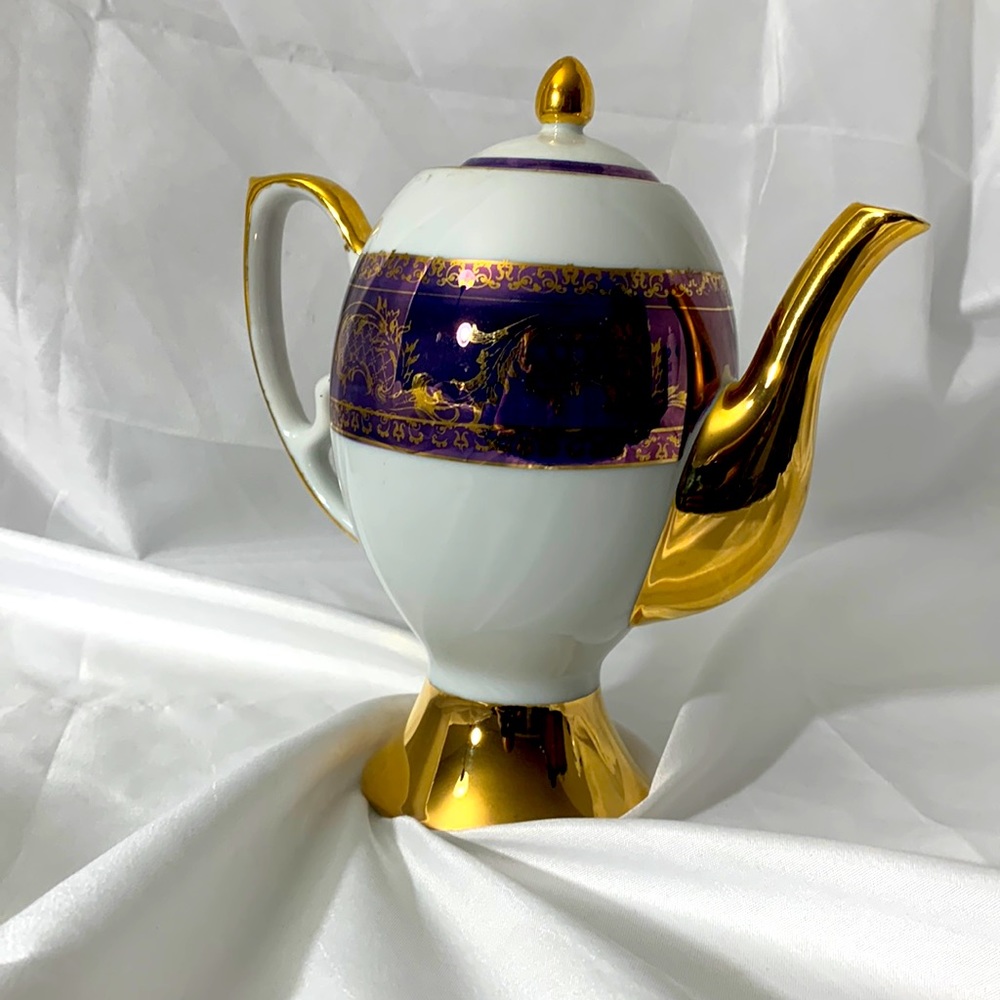 Very Beautiful and decorative Tea Pot